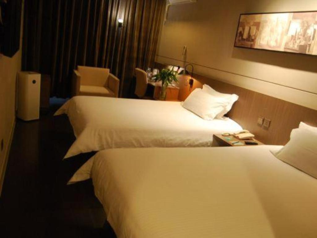 Jinjiang Select International Tourism And Zone Chuansha Road Subway Station 3* Shanghai