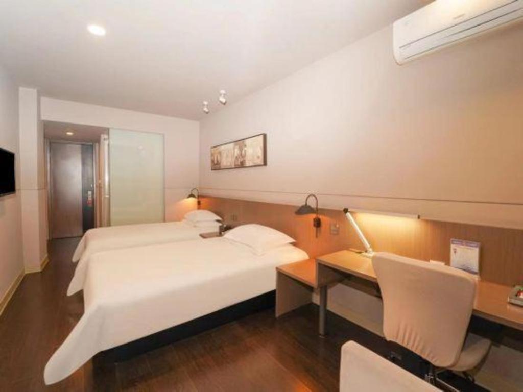 Jinjiang Select International Tourism And Zone Chuansha Road Subway Station Shanghai