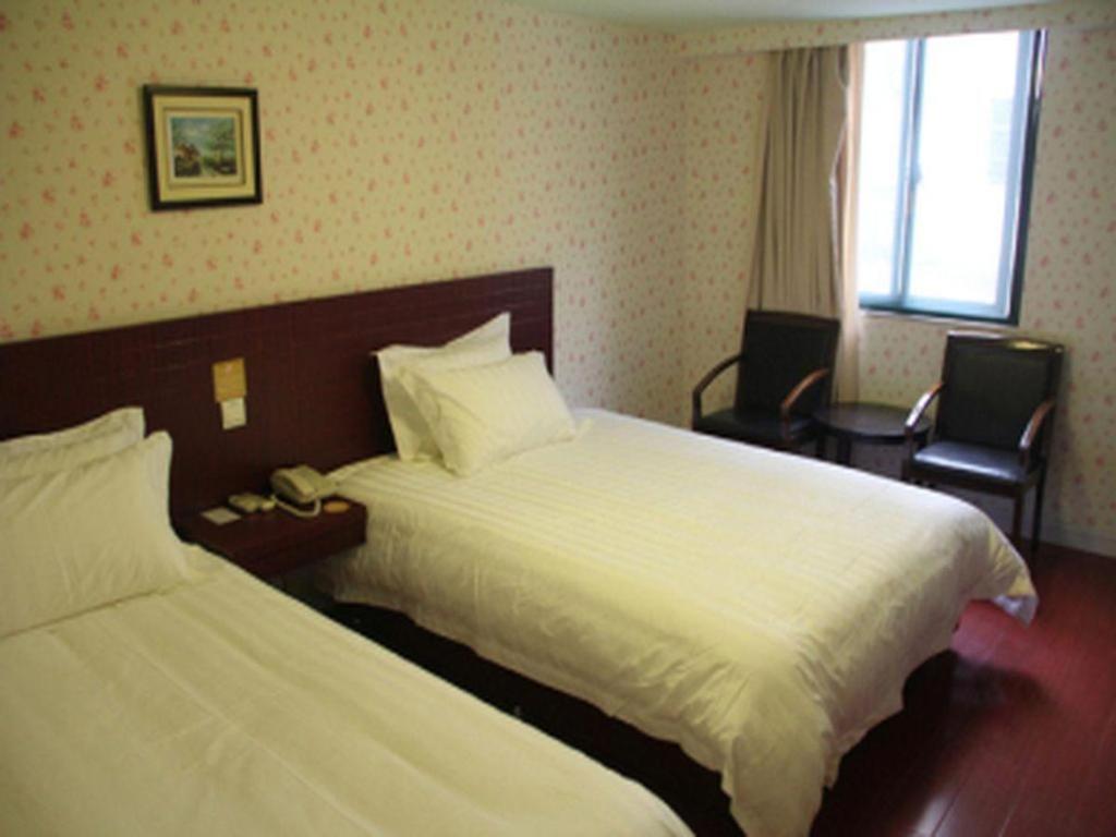 Jinjiang Select International Tourism And Zone Chuansha Road Subway Station Hotel