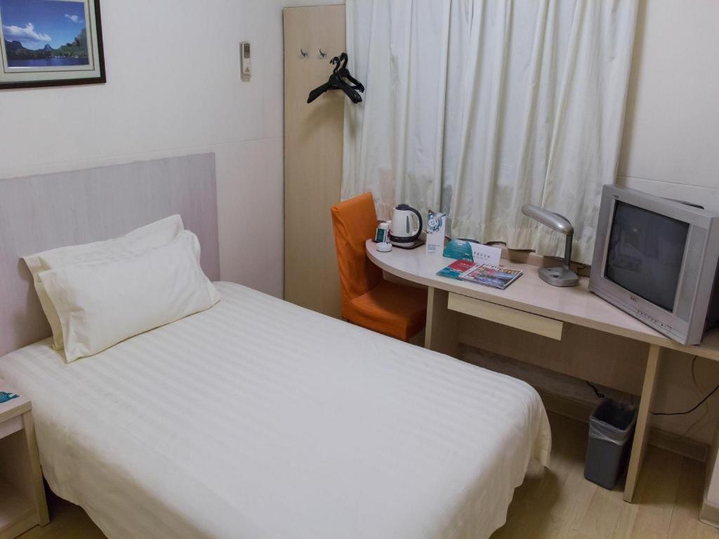 Jinjiang Select International Tourism And Zone Chuansha Road Subway Station 3* Shanghai