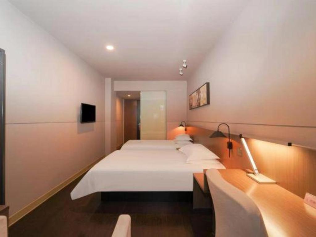 Jinjiang Select International Tourism And Zone Chuansha Road Subway Station Shanghai
